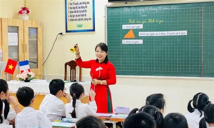 Bộ Giáo dục và Đào tạo thông tin chi tiết cách tính tổng số tiết dạy thêm giờ trong năm học