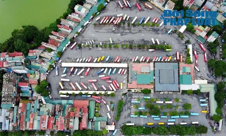 Bến xe Giáp Bát, Nước Ngầm tạm dừng nhận tuyến mới