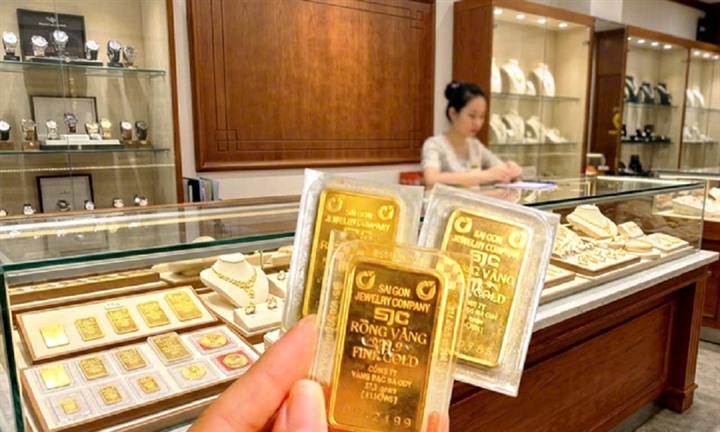 Giá vàng ngày 7/10: Người mua đầu tháng lỗ tới 5 triệu đồng/lượng, cụ thể thế nào?