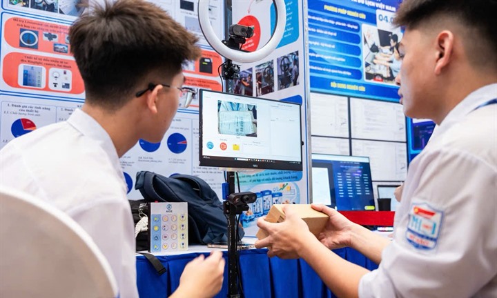Học sinh làm giả hồ sơ nghiên cứu khoa học kỹ thuật có thể bị hủy kết quả, cấm thi tới 2 năm