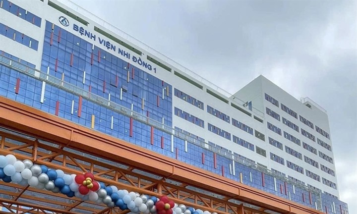 Nữ bác sĩ bị phản ánh to tiếng với người nhà bệnh nhân: Bệnh viện Nhi đồng 1 nói gì?