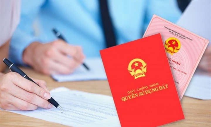 Sổ đỏ ghi số chứng minh nhân dân cũ, xác nhận thế nào?