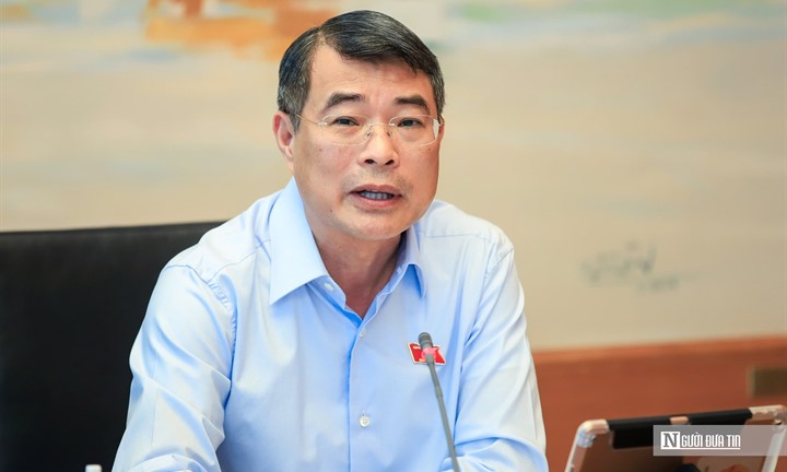 Thủ tướng Lê Minh Hưng: 