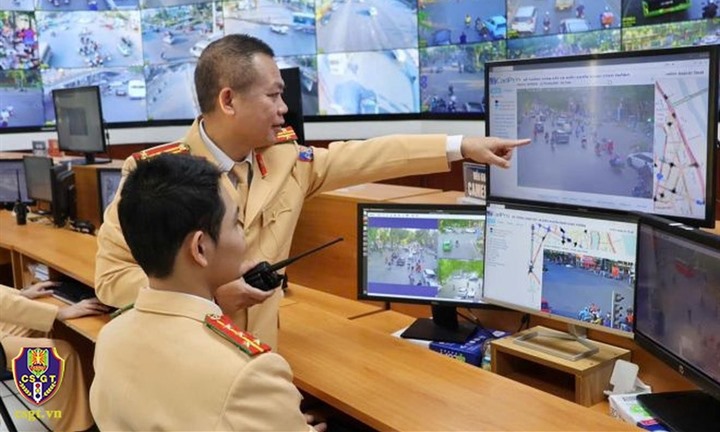 Vi phạm giao thông, chủ xe có thể xác nhận, nộp phạt trên VNeTraffic