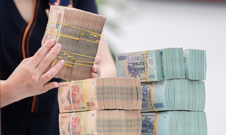 Lãi suất ngân hàng nào cao nhất hôm nay 19/10/2026: 2 ngân hàng giảm mạnh lãi suất sau chỉ đạo mới