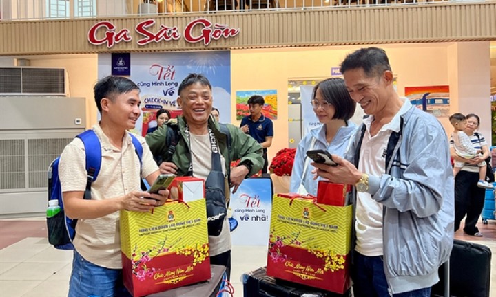 Thành phố Hồ Chí Minh dự kiến chăm lo Tết Đinh Mùi 2027 cho hơn 370.000 người lao động