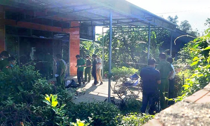 Điều tra nguyên nhân 2 cha con tử vong trong vụ cháy nhà ở Gia Lai