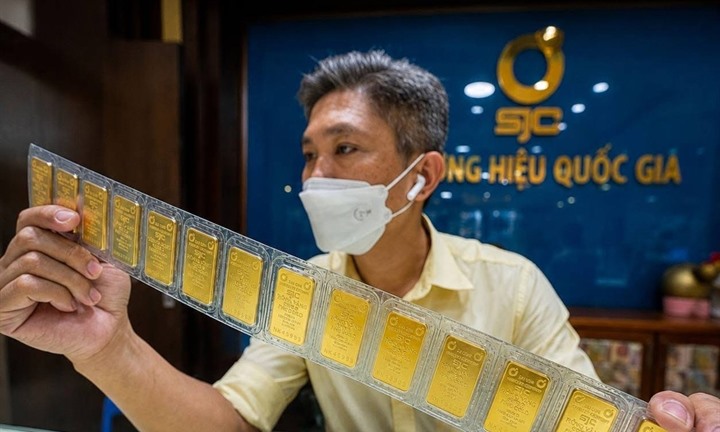Chốt phiên giá vàng 26/10: SJC, nhẫn trơn 9999 DOJI BTMC Phú Quý hiện còn bao nhiêu 1 lượng?