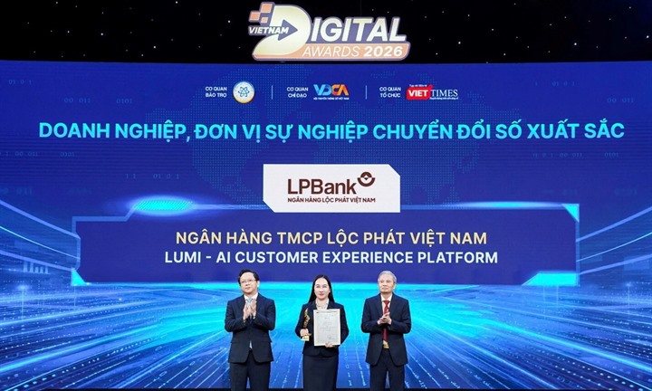 LPBank nhận Giải thưởng Chuyển đổi số Việt Nam 2026 với giải pháp tổng đài AI Lumi