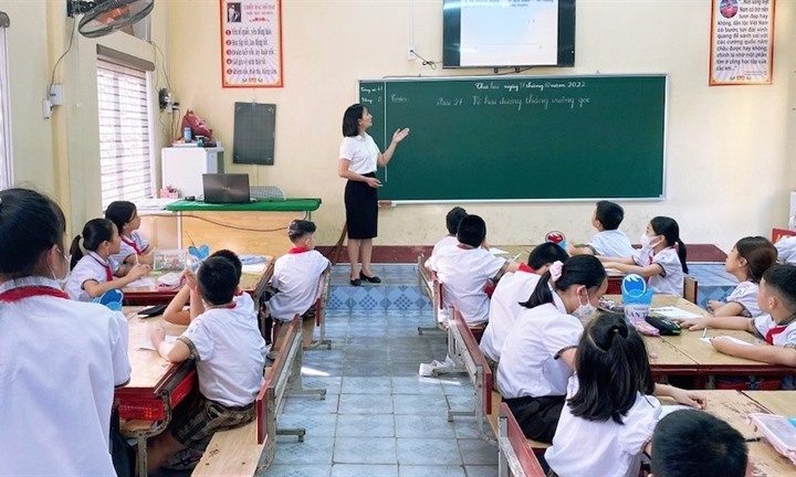 Bộ Giáo dục và Đào tạo thông tin tiêu chuẩn về trình độ của giáo viên tiểu học