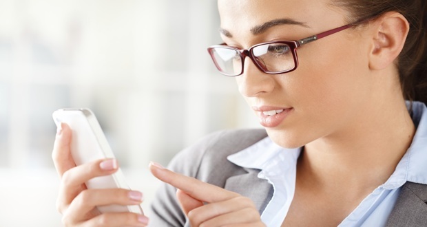 Làn da chảy xệ vì nghiện smartphone?