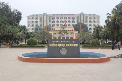 Đại học Thương mại công bố điểm chuẩn chính thức NV1 năm 2015