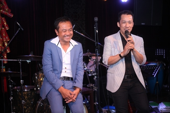 Nhạc sĩ Xuân Hiếu “xông đất” thị trường băng đĩa đầu năm