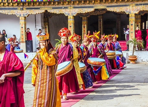 Xuất ngoại hành hương đầu năm: