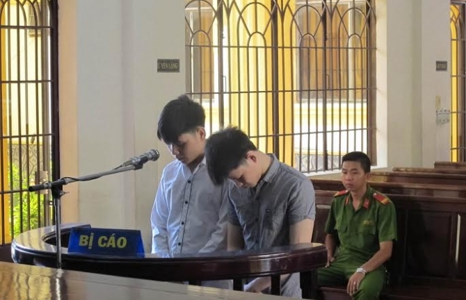 Đâm chết người vì cho rằng khinh thường mình