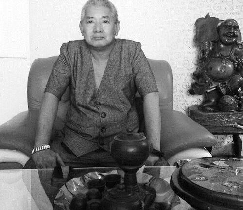 Võ sư nức tiếng với bí truyền điểm huyệt trị bệnh xương, khớp