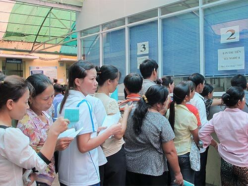 Nước mắt bệnh nhân và nỗi 