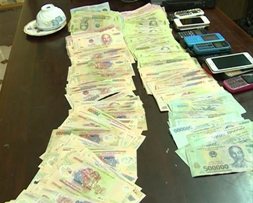 Tóm gọn sới bạc khủng lắp camera hồng ngoại cảnh giới