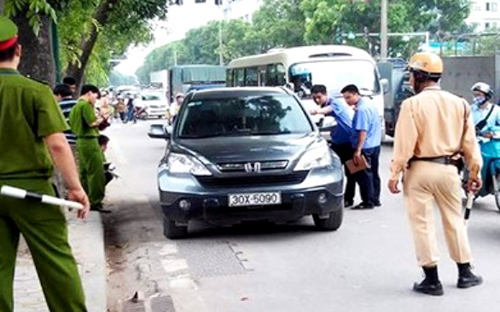 Truy tố nguyên Phó Ban Tổ chức Quận ủy tội “Giết người”