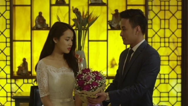 Tuổi thanh xuân tập 27: Junsu tuyệt vọng vì Linh nhận lời cầu hôn của Khánh