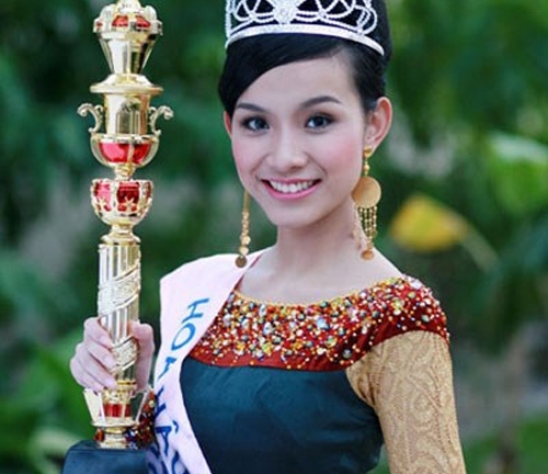 Hoa hậu Hoàn vũ Việt Nam 2015 chính thức trở lại