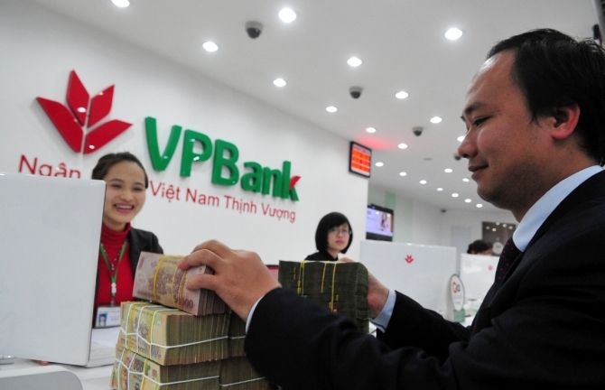 Ngân hàng VPBank: “Hứa” lãi suất 0\% để “bít đường” dư luận?