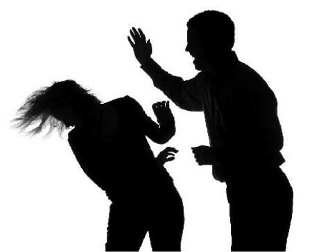 Bi kịch vợ nhiều phen trốn ra nghĩa địa vì chồng bạo hành