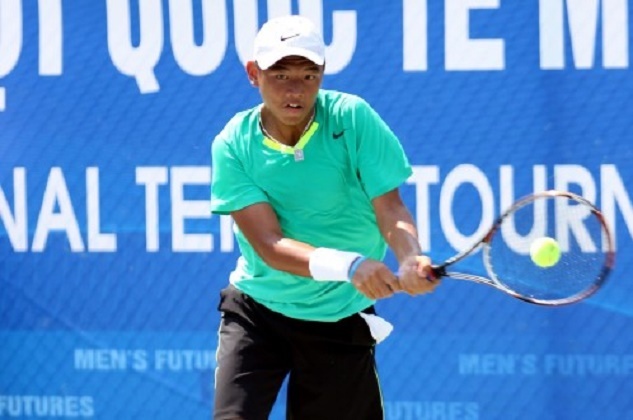 Tin nóng tối 3/4: Ronaldo bị kiểm tra doping, M.U săn 'máy quét' Hà Lan