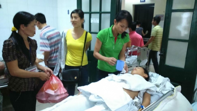 Nạn nhân vụ xe biển xanh đâm bị kẻ gian lừa hết tiền khi đi cấp cứu