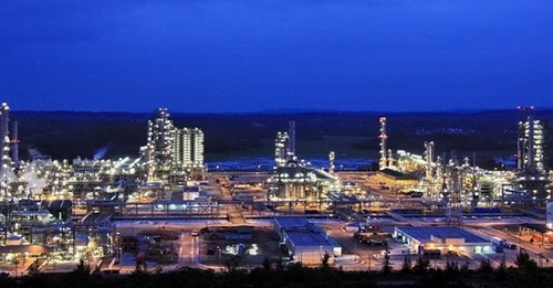 “Gã khổng lồ” mua 49\% cổ phần Dung Quất “khủng” cỡ nào?