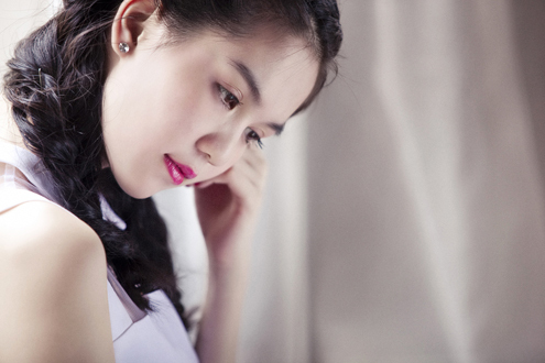 Ngọc Trinh vì yêu mà khóc đến độ phải đi khám mắt