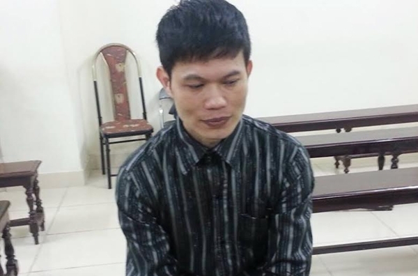 MC giết bạn gái vì nghĩ là... trăn tinh