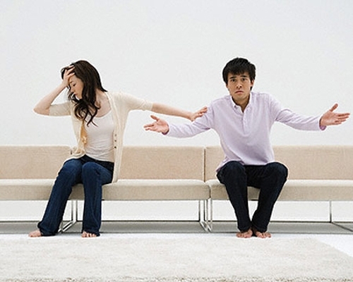 “Chồng chị đang cặp bồ với vợ của tôi