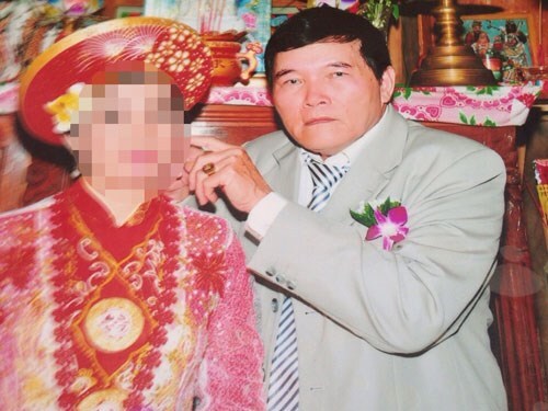 Ông lão U70 giả công an để... lừa tình