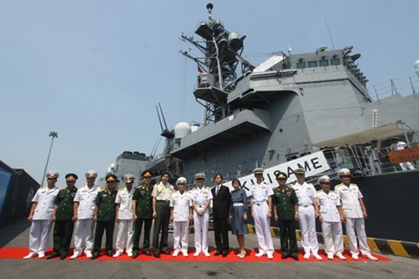 Cận cảnh 2 tàu Lực lượng tự vệ biển Nhật Bản tại Đà Nẵng 