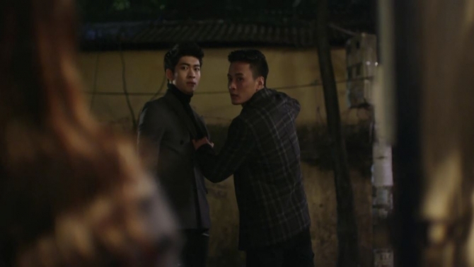 Tuổi thanh xuân tập 34: Junsu sững sờ nhìn Linh trong vòng tay Khánh