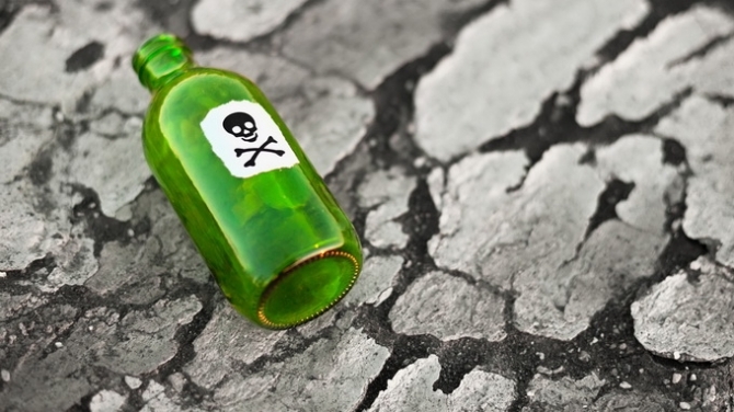 Ẩn tình sau nghi án vợ đầu độc chồng để giải quyết bi kịch