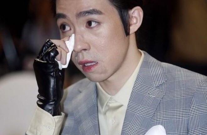 Cuộc sống khổ cực kiếm ăn qua ngày của sao Hoa ngữ hết thời