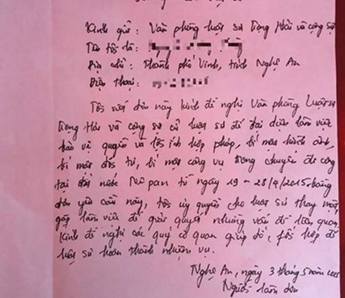 Cán bộ Hội Chữ thập đỏ