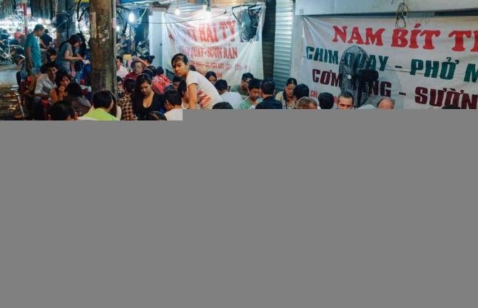 Ẩm thực đường phố Hà Nội hấp dẫn nhất châu Á