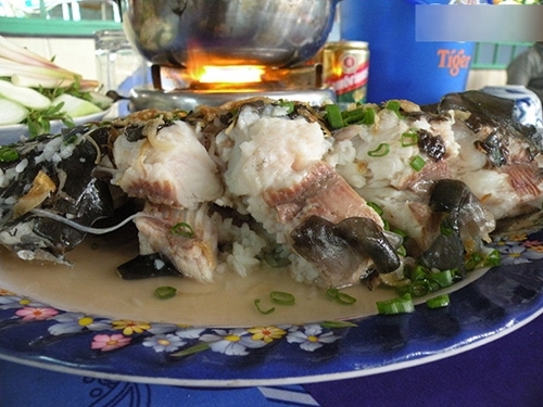 Độc đáo món cháo “cắn không la” của người dân miền Tây