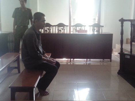 Nỗi đau còn lại sau bản án cha xâm hại con gái trong cơn say