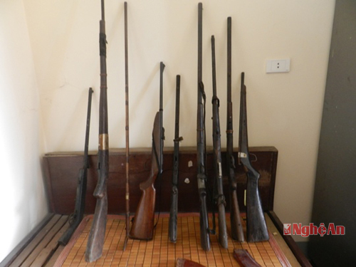 Nghệ An: Bắn chết người vì tưởng nhầm là... khỉ