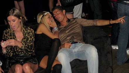 'Nữ hoàng tiệc tùng' buông lưới tình Ronaldo?