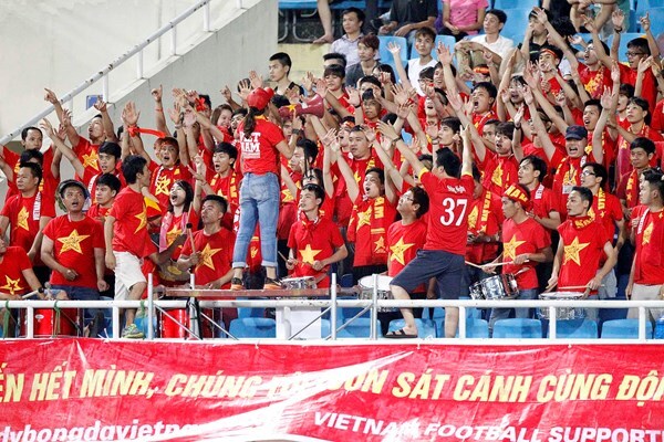 Thái Lan bán vé cho cổ động viên Việt Nam với giá 