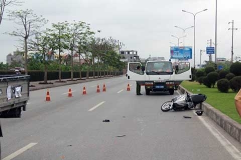 Bắt tài xế xe tải tông chết cảnh sát hình sự rồi bỏ trốn