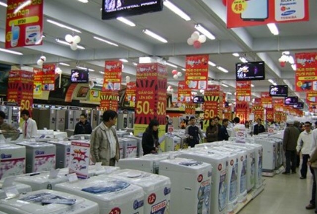 Tỷ phú muốn thâu tóm đại gia điện máy Pico giàu cỡ nào?