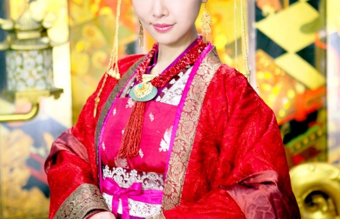 “Khuynh thế hoàng phi” Lâm Tâm Như quyết phục thù, giành lại những gì đã mất