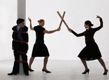 Những pha ghen ngược của kẻ “vừa ăn cướp, vừa la làng”