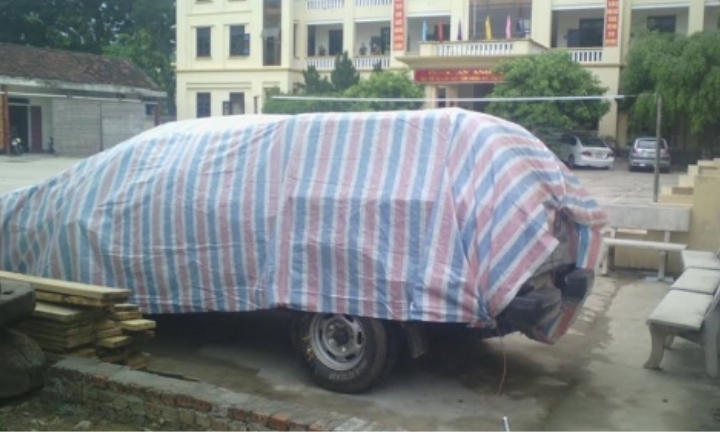 Khởi tố vị giám đốc lái xe công đâm chết hai mẹ con
